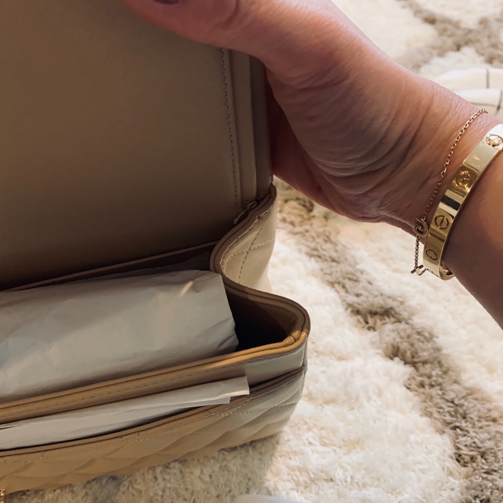CHANEL Jumbo Double Flap Beige - Picture 8 of 10